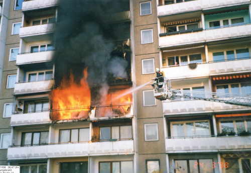 main1_1.jpg (23888 Byte)